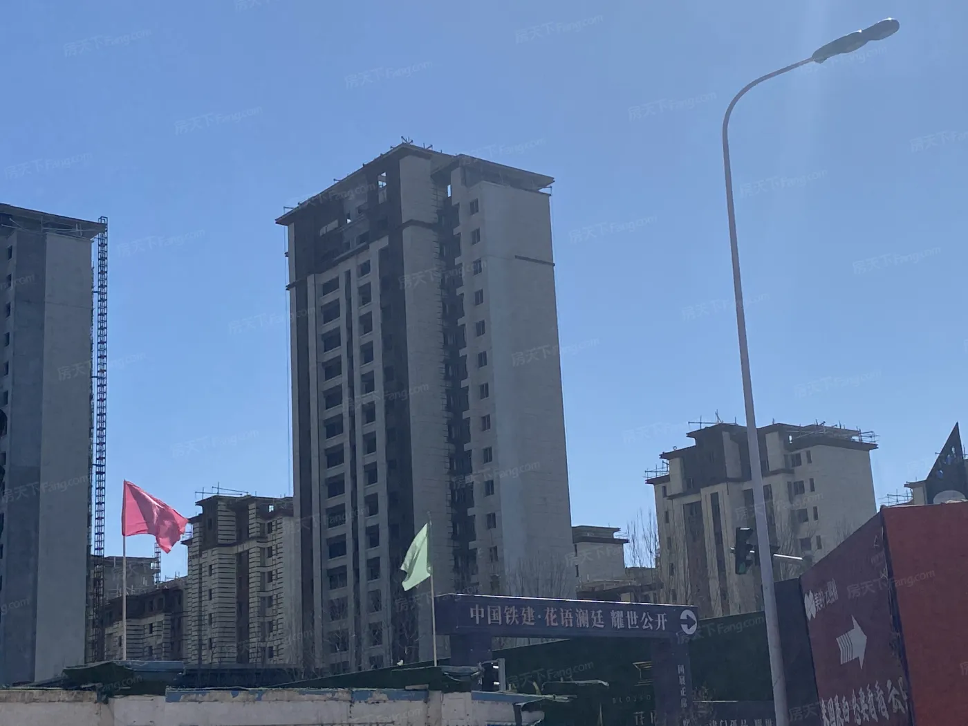 中国铁建花语天著3室1厅1卫南朝向1400.00元/月出租