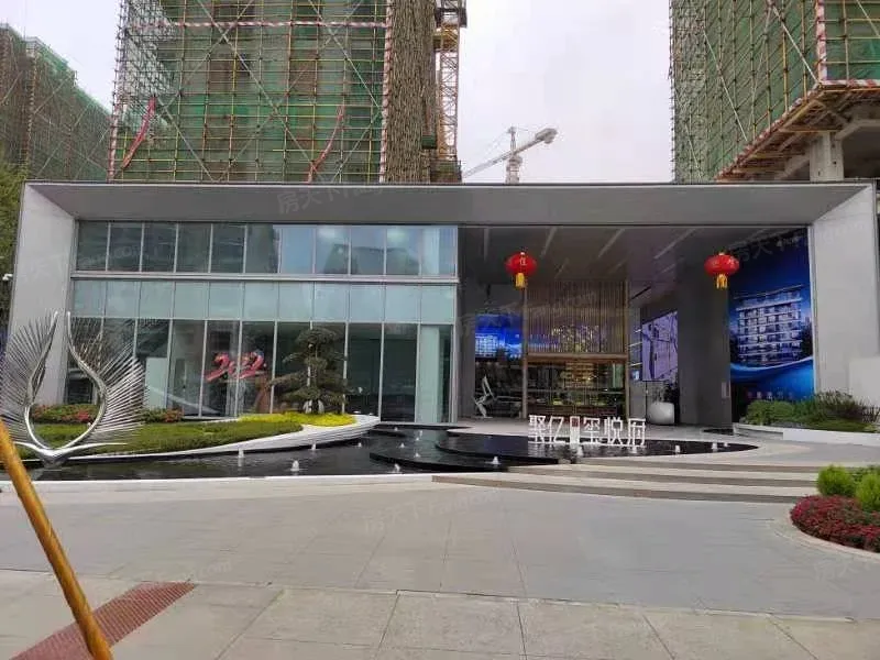 中梁御璟台3室2厅2卫南朝向1700.00元/月出租