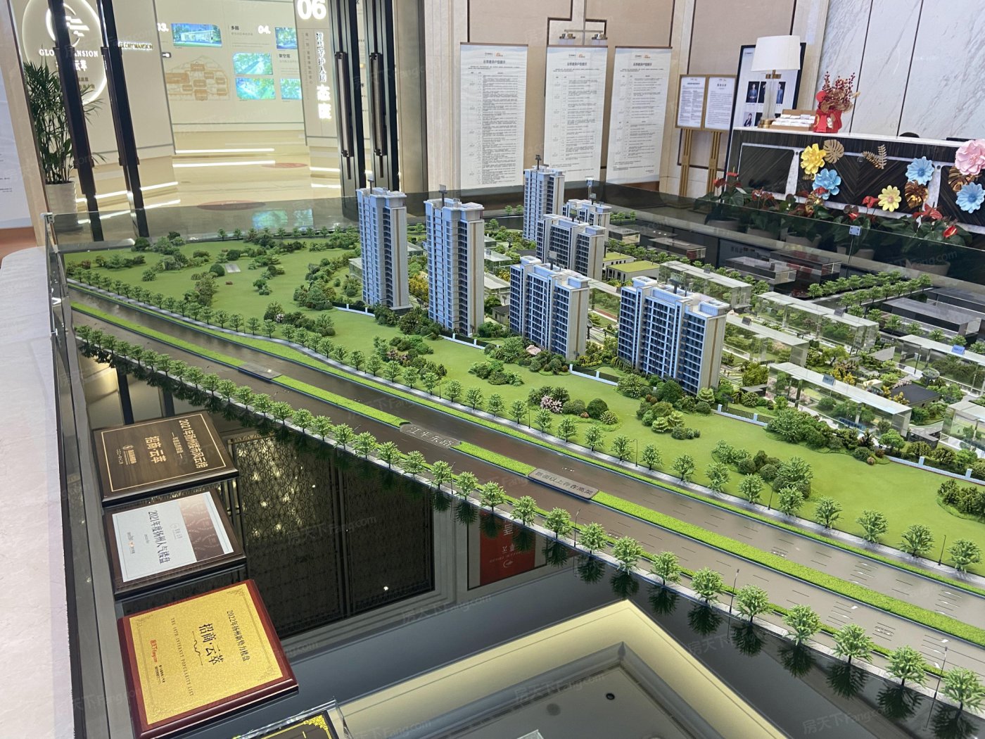 招商云萃在售户型建筑面积约95136平米