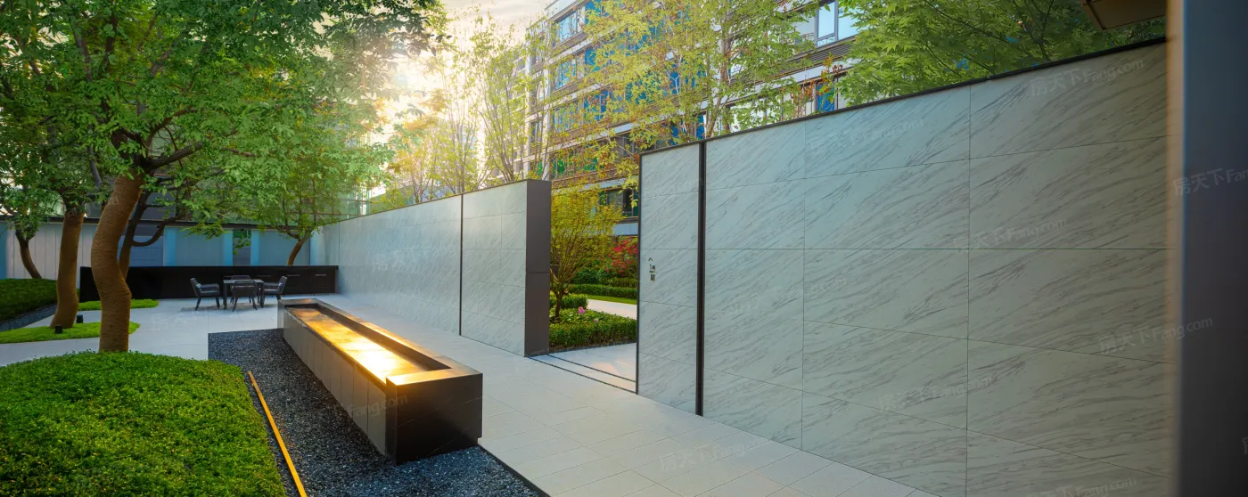 保利绿城·和锦诚园4室2厅3卫南北朝向15000.00元/月出租