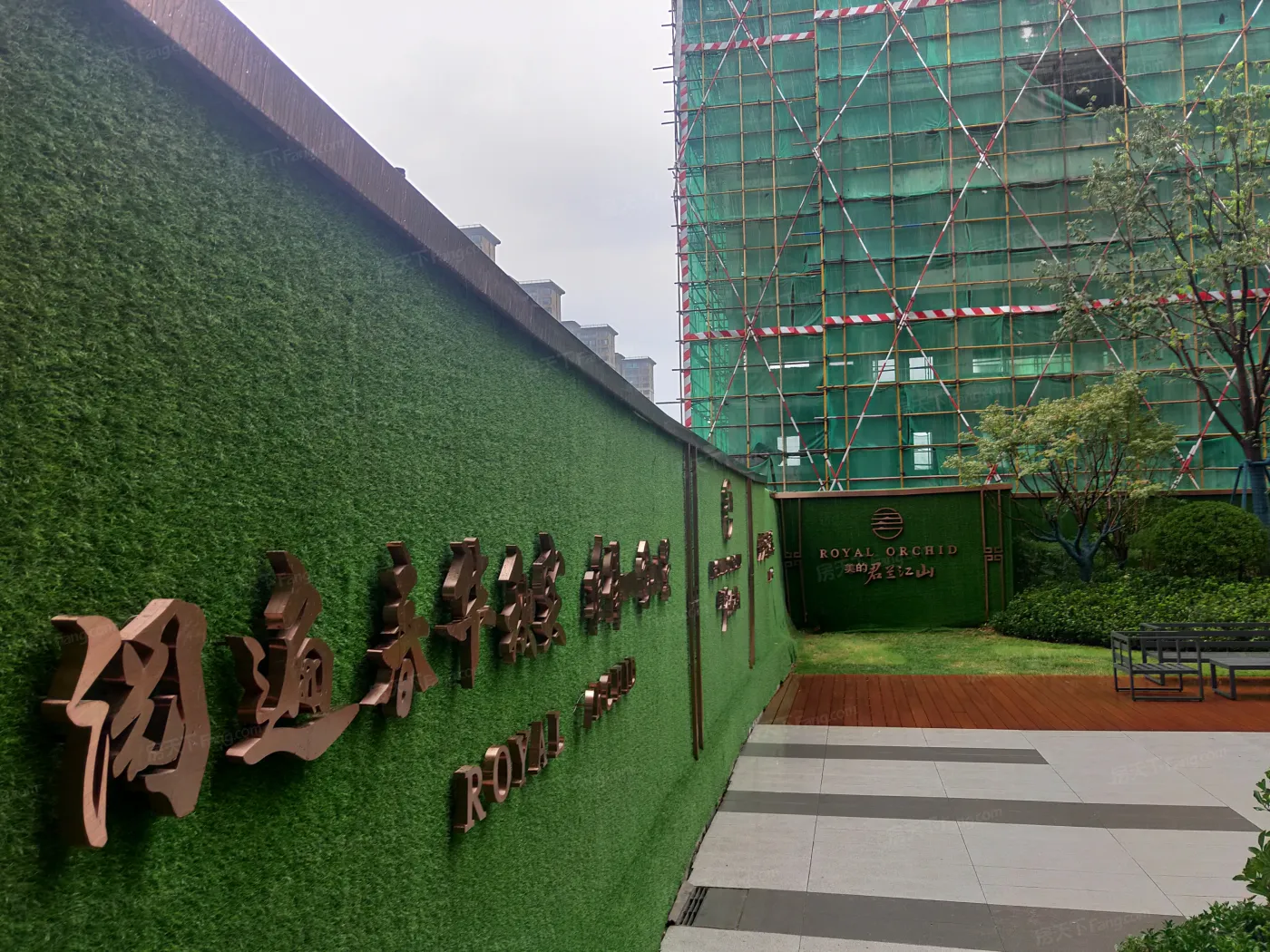 美的君兰江山3室2厅2卫西南北朝向3500.00元/月出租