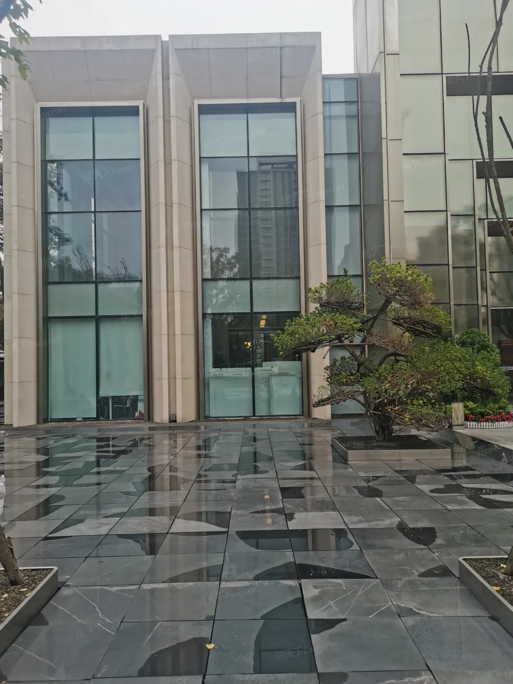 鑫苑御景台1室1厅1卫东南朝向1700.00元/月出租