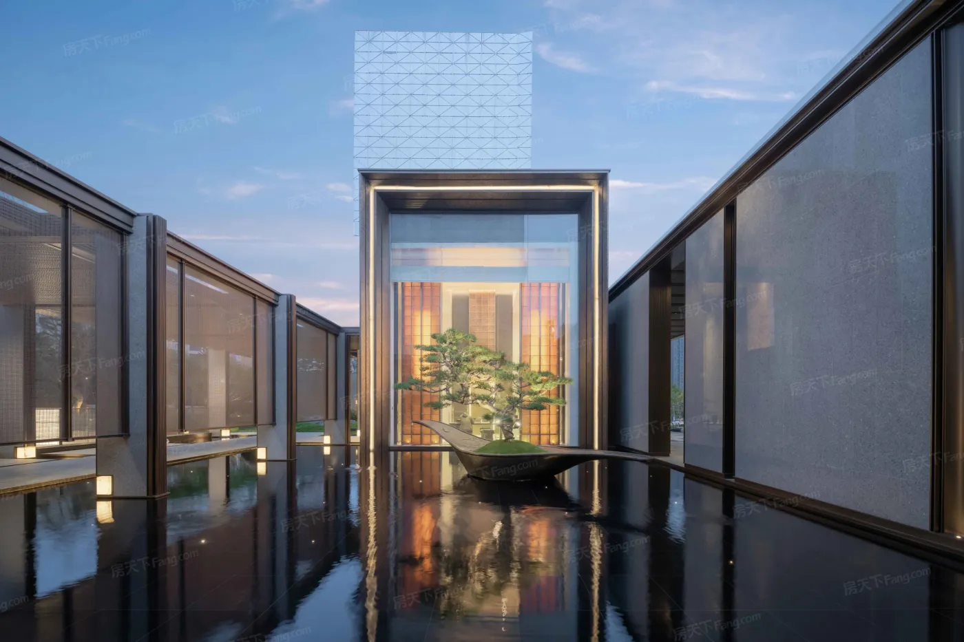 龙湖滨江 云河颂4室2厅3卫南北朝向13800.00元/月出租