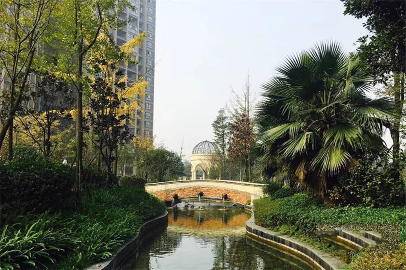 滨江翡翠城2室2厅1卫西北朝向750.00元/月出租