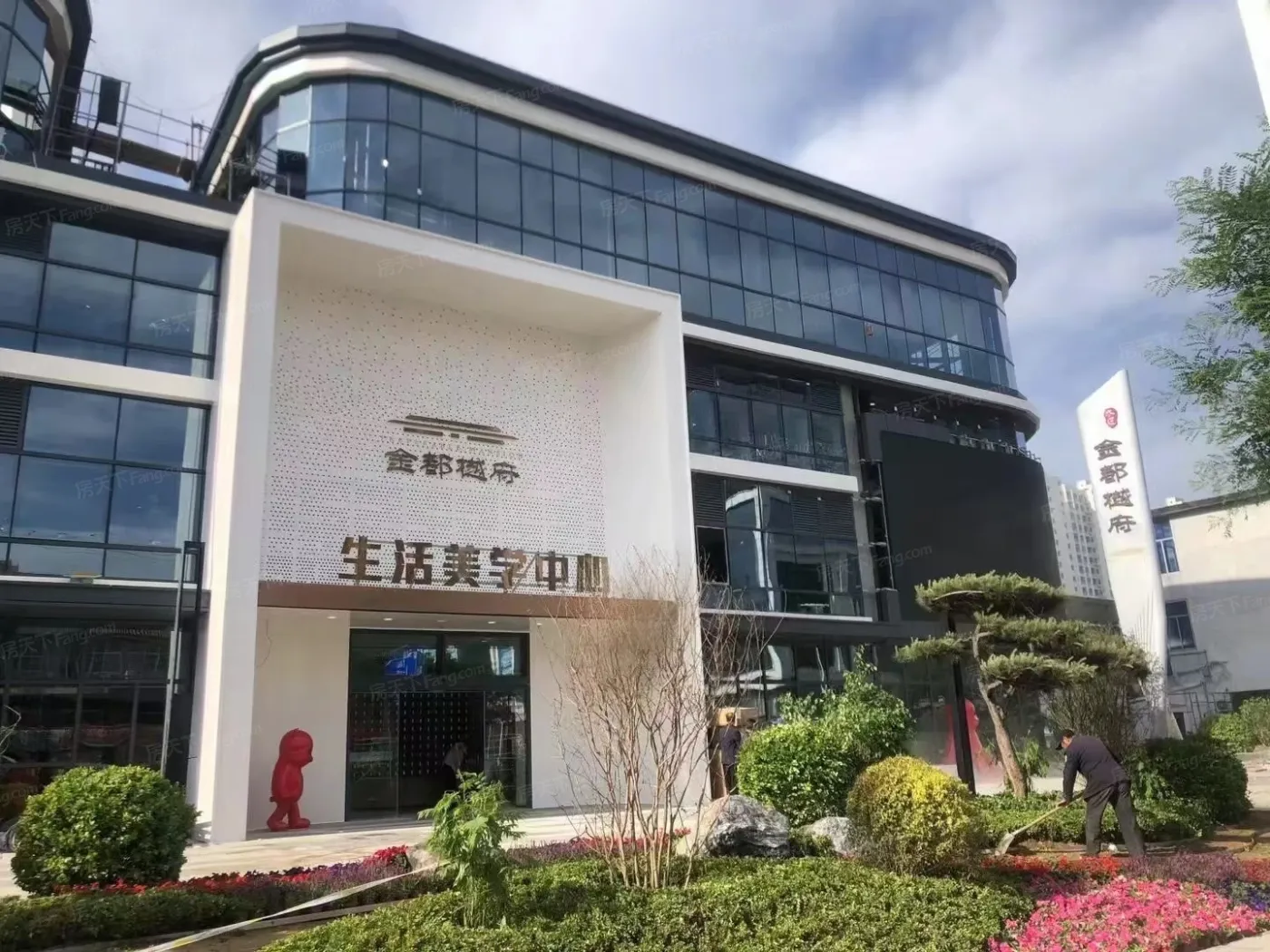 金都樾府3室2厅2卫南北朝向2500.00元/月出租