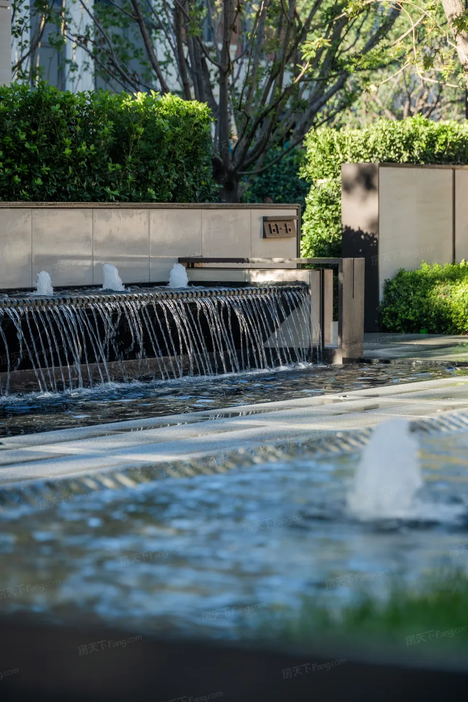 中海首开·湖光玖里3室2厅2卫南北朝向12000.00元/月出租