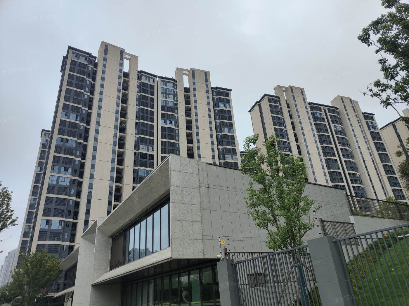 中建桃李九章4室2厅2卫南朝向4800.00元/月出租