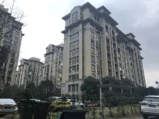 满五年,位置好,无抵押,提前预约随时可看