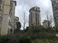 满五年,南北通透,视野开阔,采光充足,配套齐全