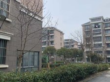 业主诚意出售,随时可以看房,小区位置好