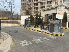 红星海墒业街旁边 独栋 近海边 300多平花.圜