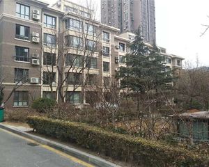 近星海公园,近医大二院海景海买一层加一层交通方便