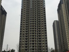 两江新区保税港绿地新里樱园清水四房出售!