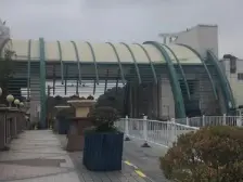 东边套 客厅带阳台 飞机户型 新装修 诚意出售