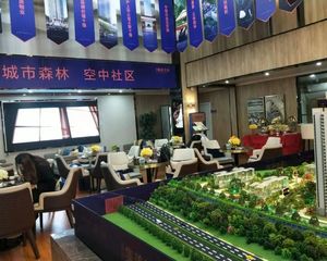金科集美天辰3室3厅南