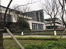 环境优美,安静住家舒适度高,绿城物业