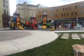 三期广场儿童区域