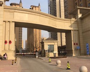 精装修,楼层好,视野宽阔,交通便利