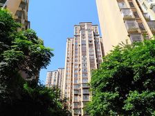 万达商圈满五唯一原房东精装看中庭