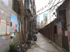 03年双气,节能公司家属院,中间楼层,停车方便