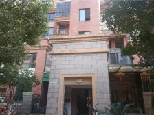 幸福时光四期 南北通透,采光好 装修好,环镜优美 视野好,诚心出售