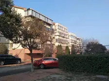 采光充足,视野开阔,房子保持的干净