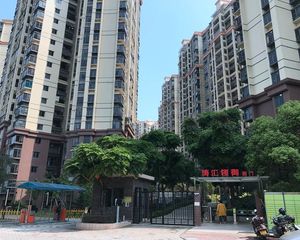 高品质小区绿化高近地铁口百里芳华滨江公园500米距离