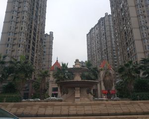 房东诚心卖 幸福时光三期 地铁口近 价格美丽