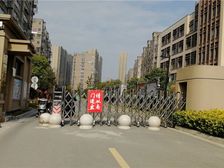 公园南苑 位置好 复式楼 紧靠地铁口 房东诚心看房方便