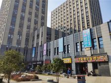 立德好房急售 边户 挑高两卫 可看湖景 采光很好