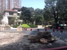 桂澜路,70年产权住宅,业主两38打通的,一起卖88