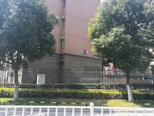 毛坯 顶带阁 房屋是一手买入