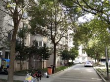 新上前排三房,视野开阔,看房方便,冬暖夏凉户型