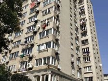 户型方正,南北正通,高区视野好,大三房,三开间朝南