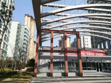 普小50米,位置安静,中间楼层两房,视野开阔诚意出售
