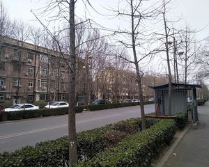 万源南里1室1厅南