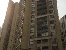 房子户型方正,电梯中层,看房方便,业主诚意卖