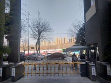 建业桂园一室,两梯四户,70年产权,简单装修可直接住