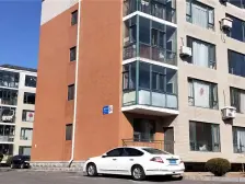 小区是海洋环境监测的家属楼,单位管理物业免停车费