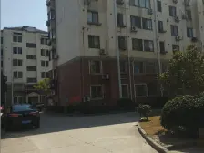 满五 唯 一,临公园,地铁500米,配套齐全