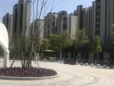 万中无一,精装修底复,使用面积大,
