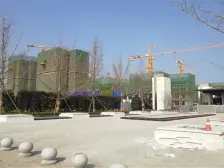 天府大道北延线旁 套三单卫 中庭 简单装修