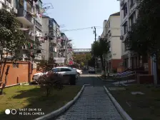 两开间朝南户型,业主诚意卖,户型方正。