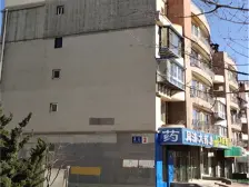 两室南北通透,精装修,近车站,拎包入住