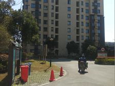 无抵押,通风好,精装新上房源