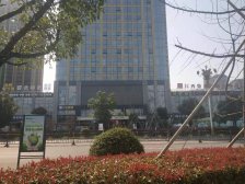 八里湖商圈 市政府体育馆 中奥广场全湖景 位置楼层好