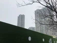 城西中医院边上,清水毛坯2房,总价低,首付少