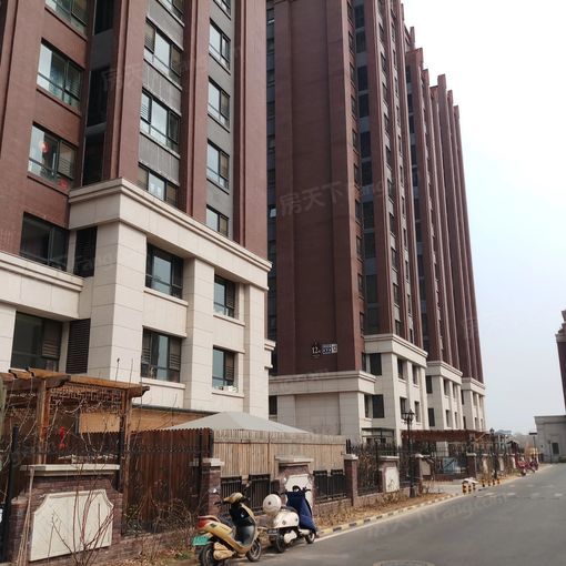 北京城建上河湾3室2厅2卫西南北朝向3800.00元/月出租