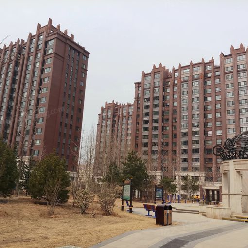 北京城建上河湾3室1厅1卫南北朝向2100.00元/月出租