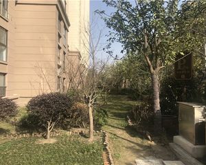 悦海名邸中上楼层精装修诚心出售